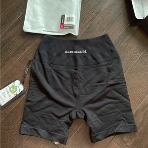 Alphalete Ozone Black